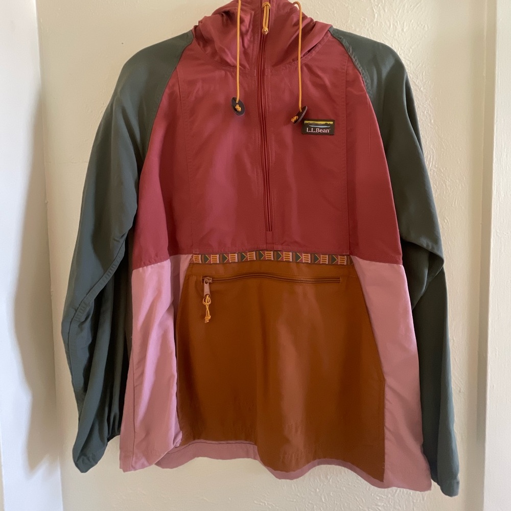 L.L. Bean Women’s Mountain Classic Anorak, Multi-Color